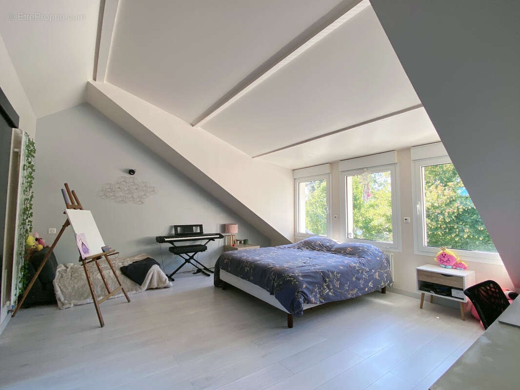Maison à MONTFORT-L'AMAURY