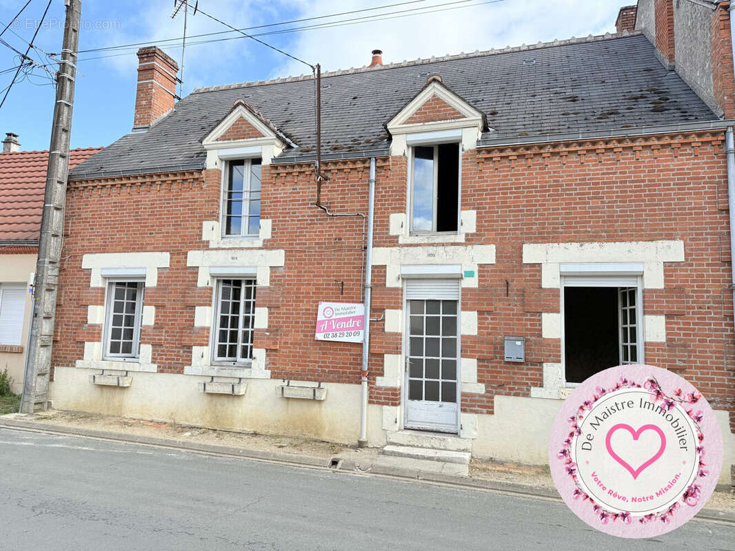 Maison 93 m² à Viglain  - photo 3