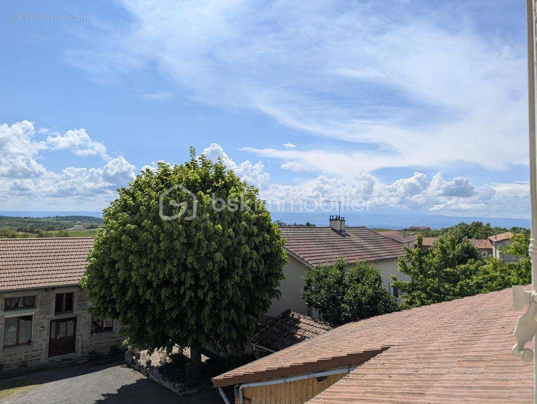 Maison à SAINT-BARTHELEMY-LESTRA