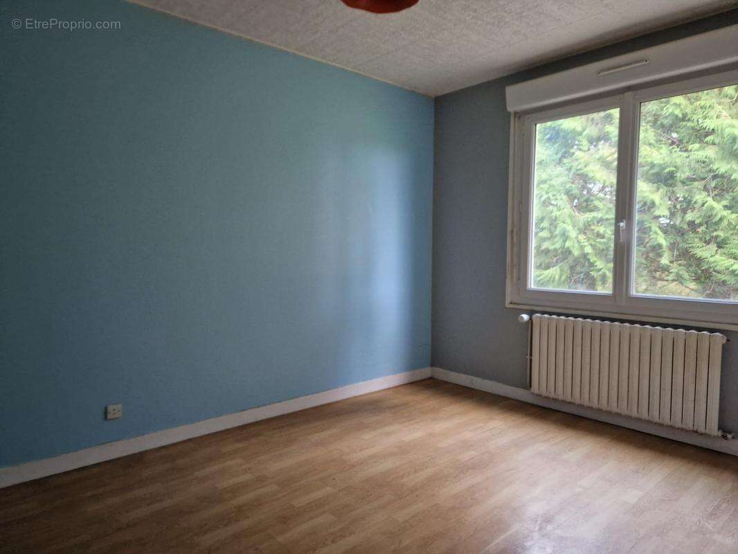 Maison à MAEL-CARHAIX