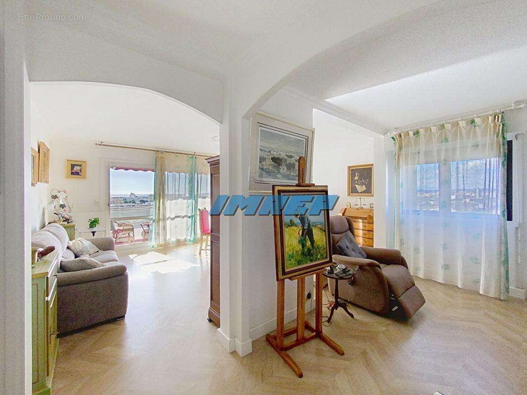 Appartement à MARSEILLE-10E