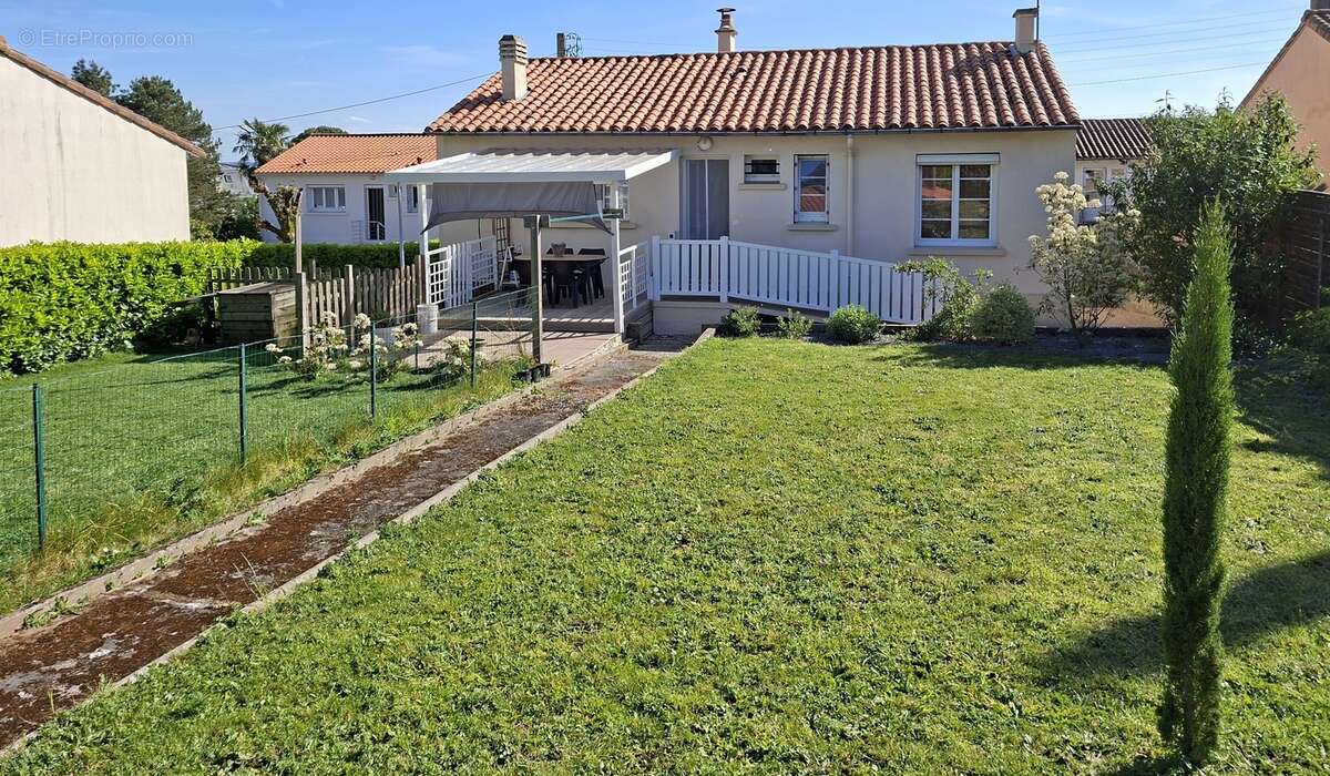 Maison à LA CHATAIGNERAIE