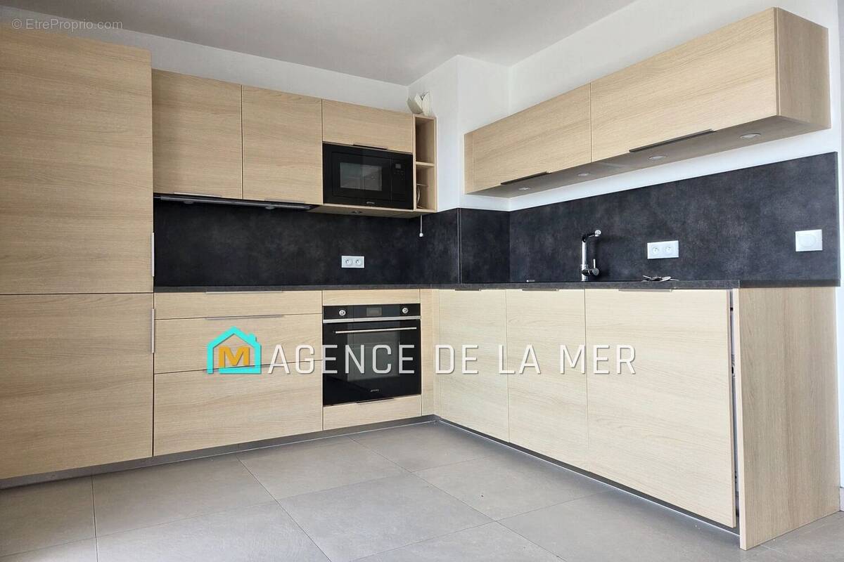 Appartement à MANDELIEU-LA-NAPOULE