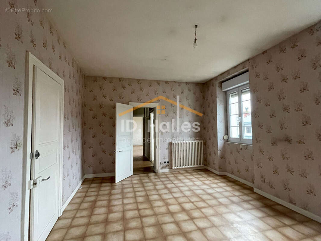 Immeuble-maison Saint Aignan Sur Roë - photo 5