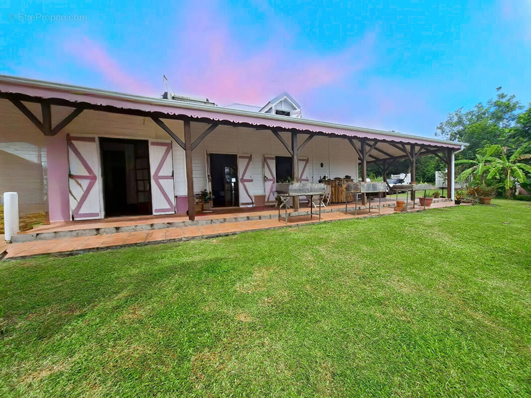 Maison à RIVIERE-PILOTE