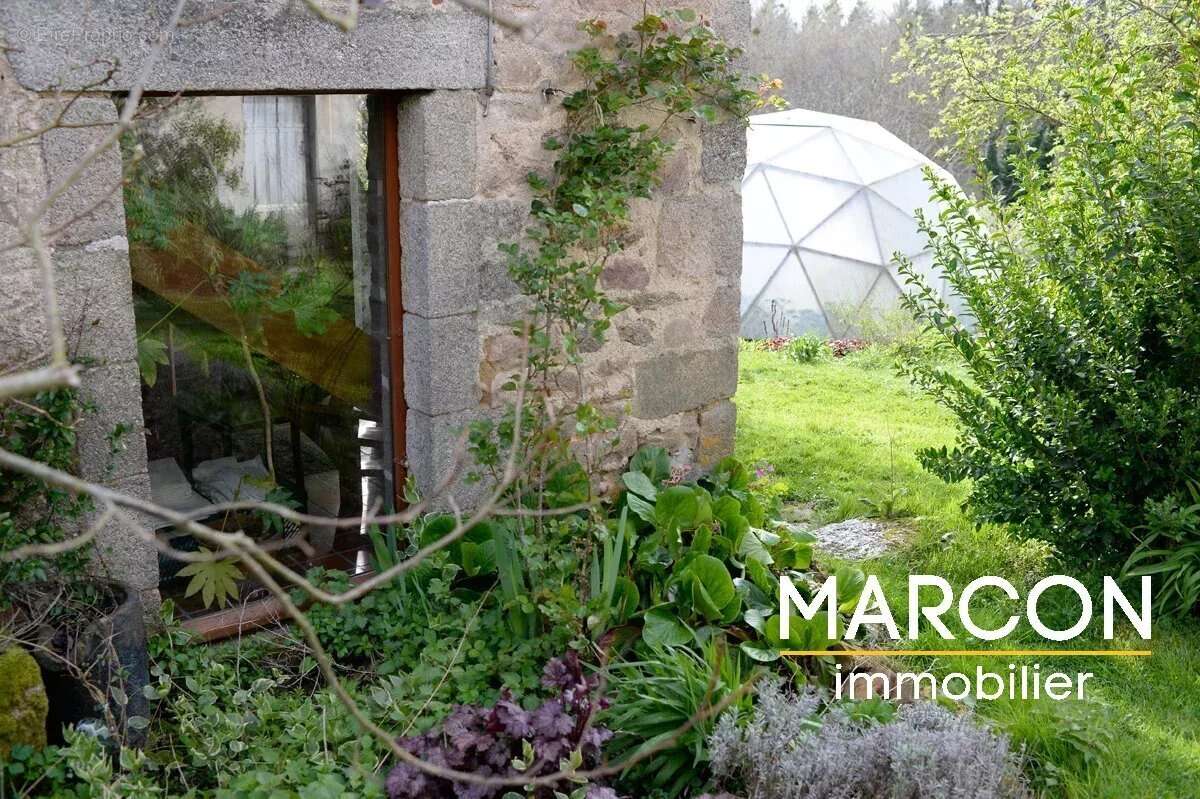 Maison à CHATELUS-MALVALEIX