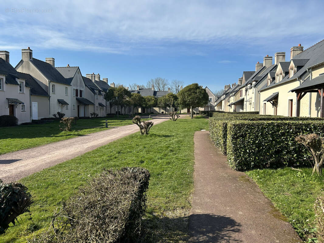 Maison à PORT-EN-BESSIN-HUPPAIN