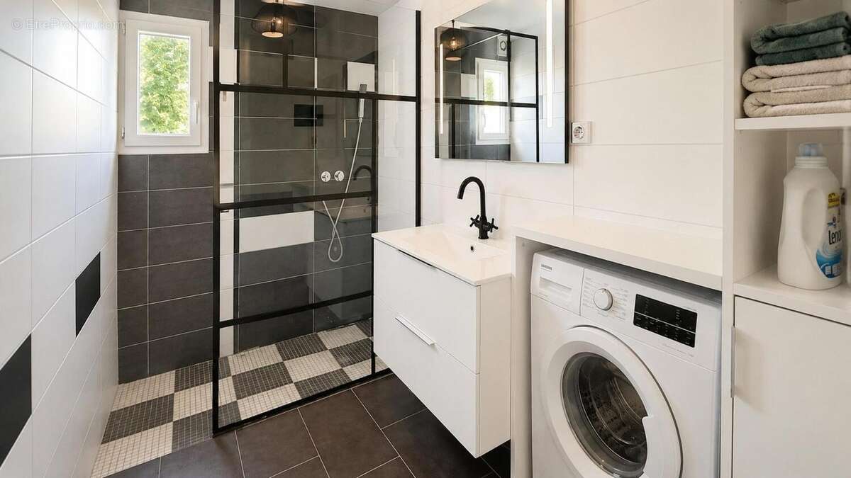 Photo 9 - Appartement à AMBARES-ET-LAGRAVE