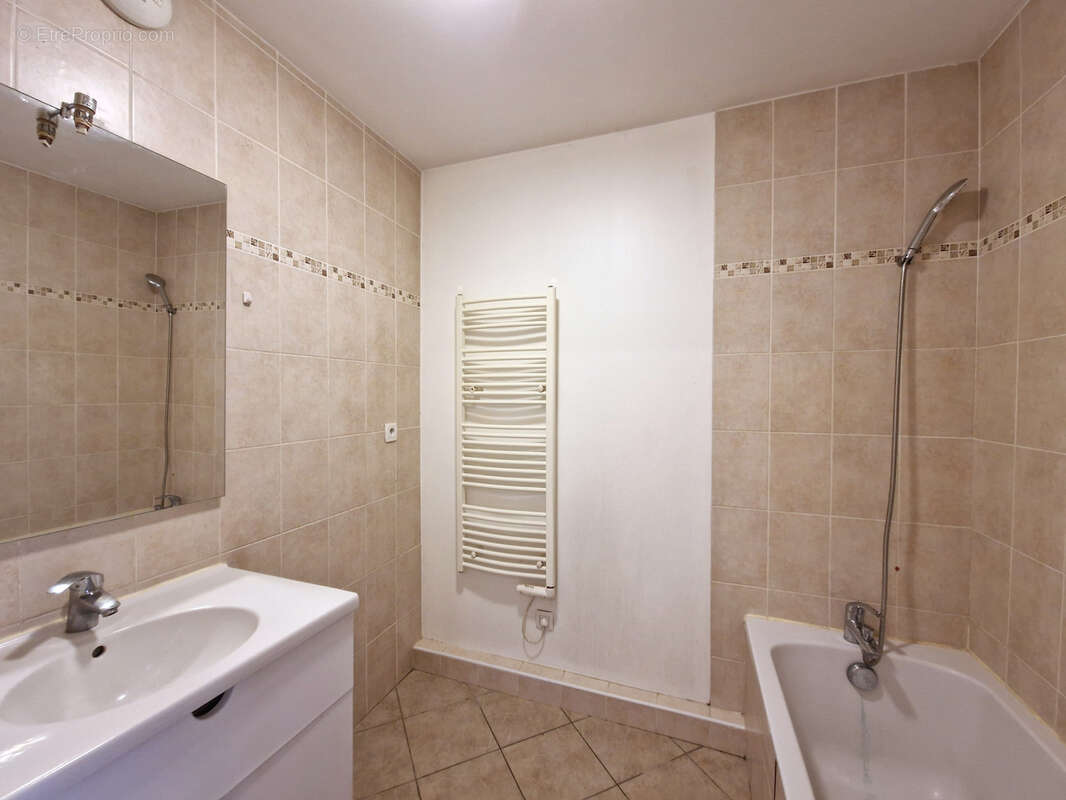 Appartement à BRIGNAIS