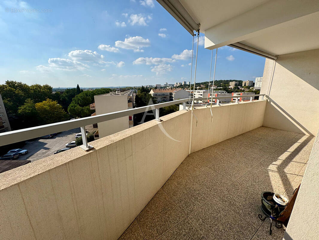 Appartement à NIMES