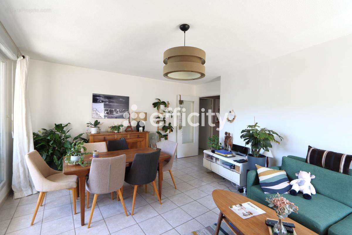 Appartement à LYON-3E