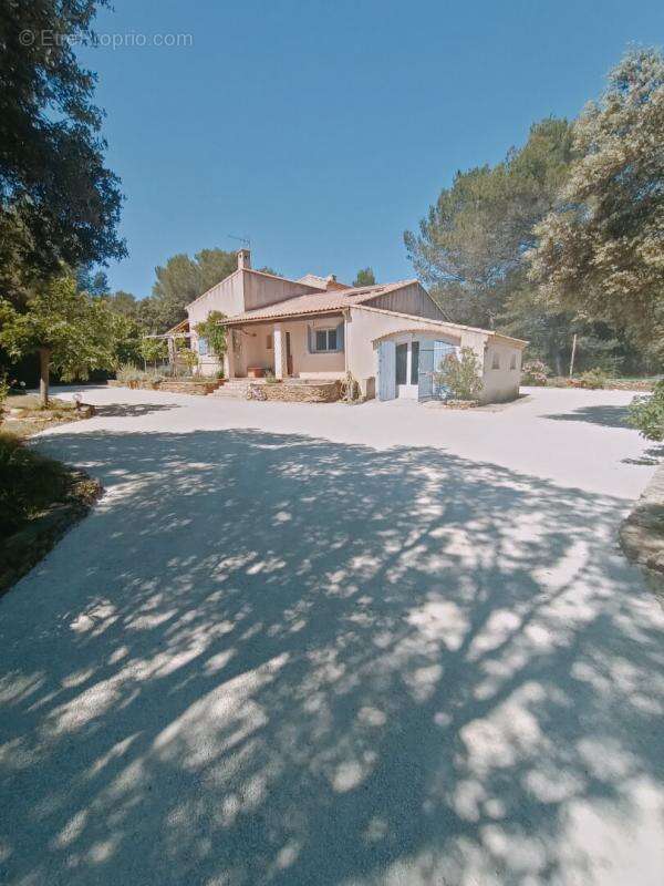 Maison à GRANS