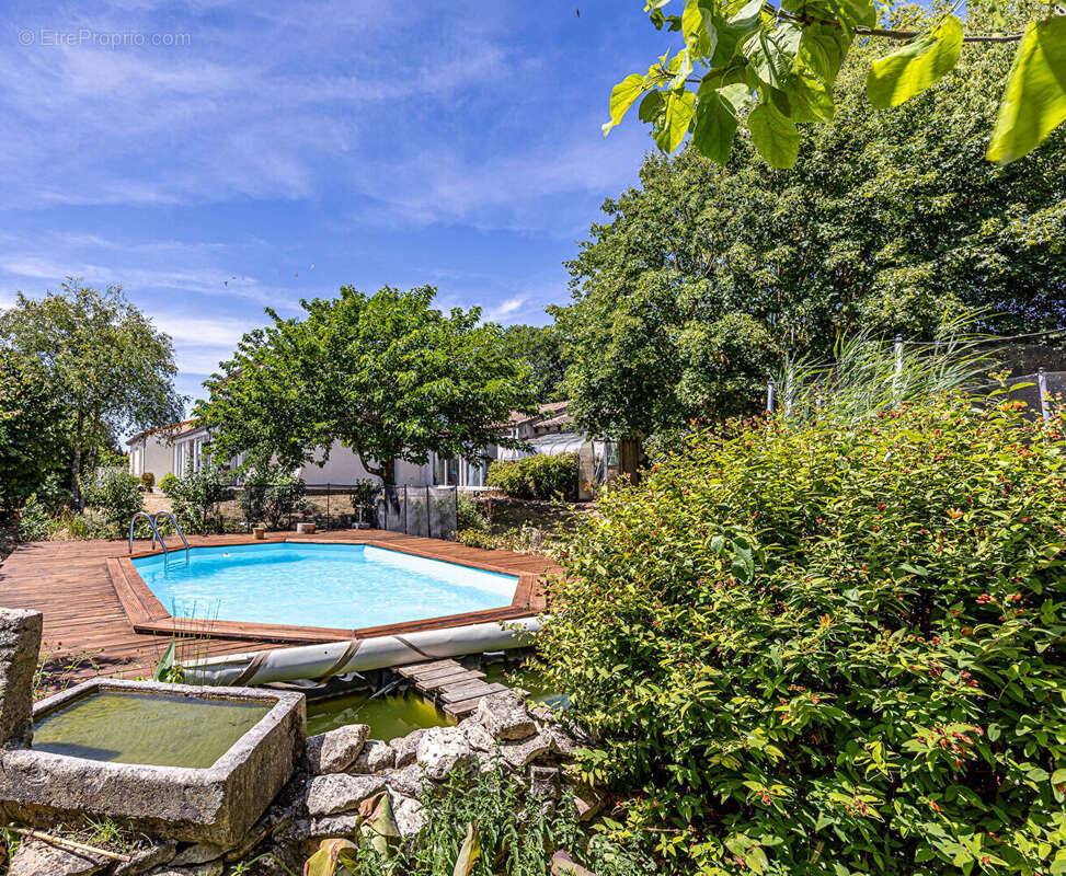 Maison familiale avec cachet, beau jardin, piscine - photo 3