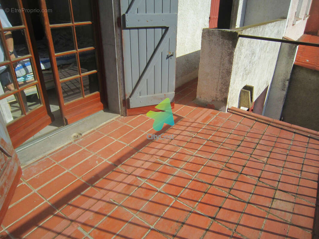 Narbonne type 4 + garage et jardin - photo 8