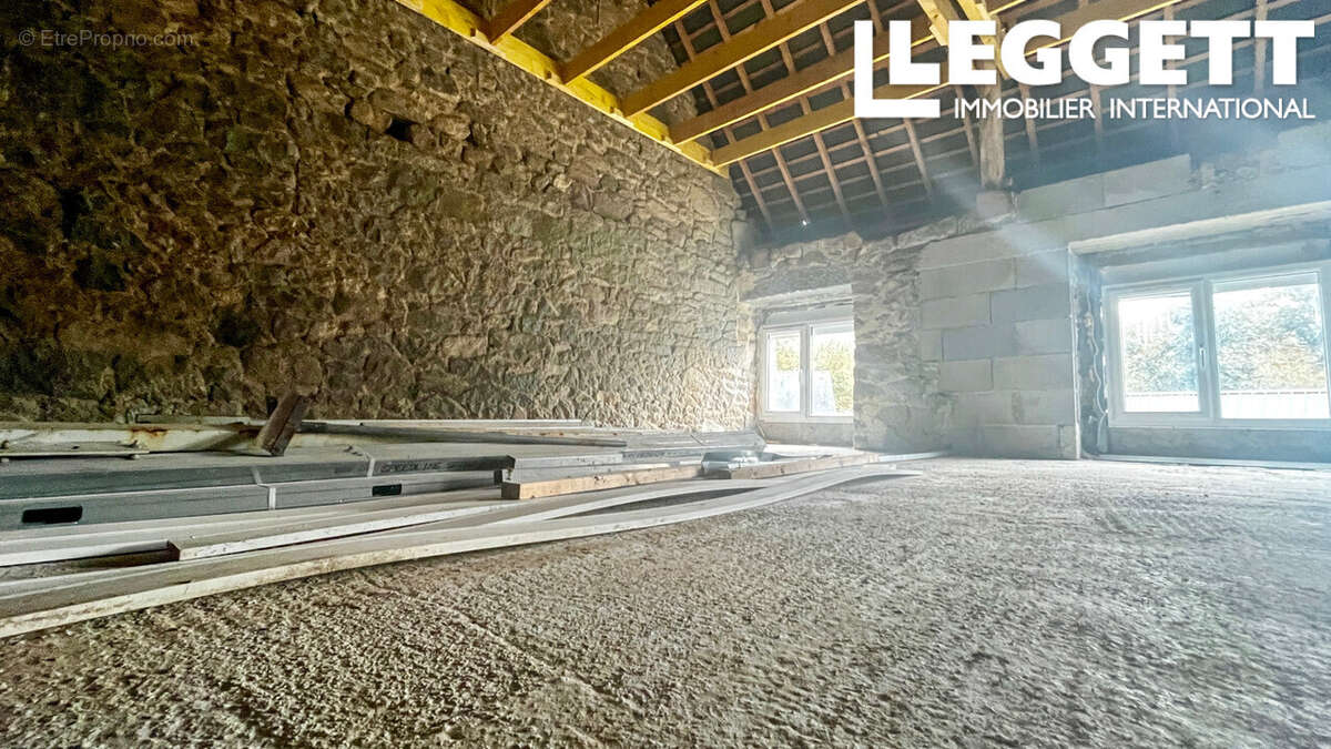 Maison à SAINT-PIERRE-DE-PLESGUEN