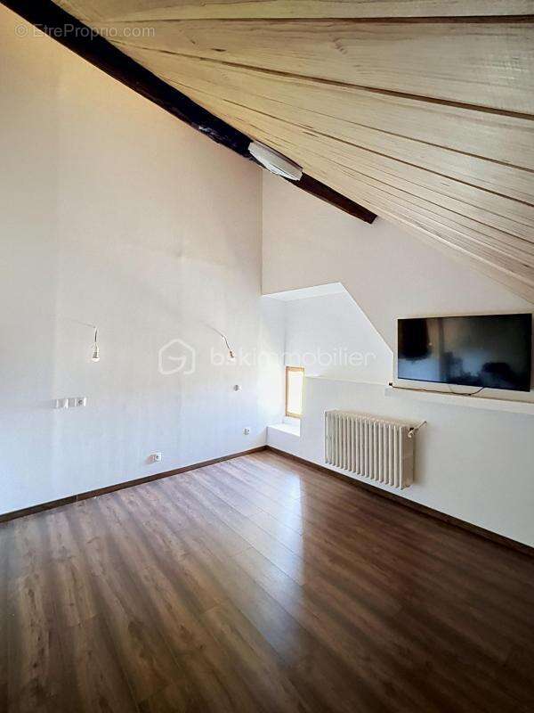 Maison à VIELS-MAISONS