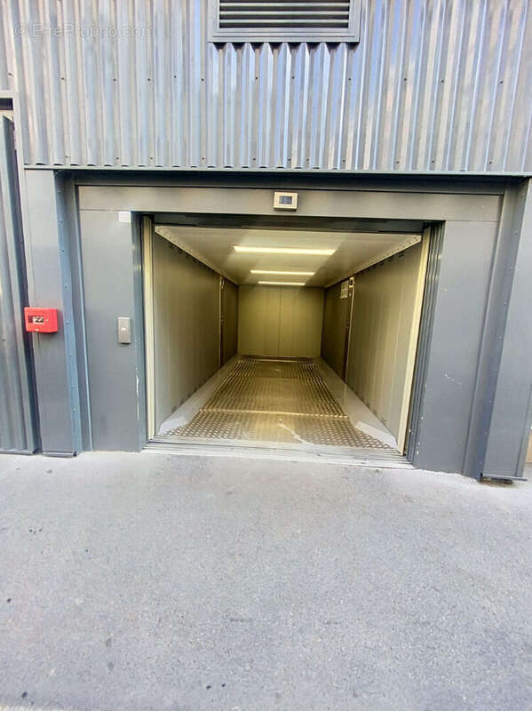 Parking à LYON-4E