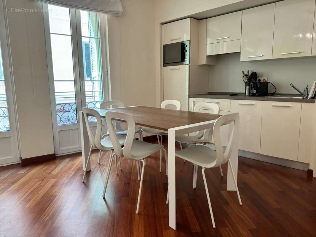Appartement à MENTON