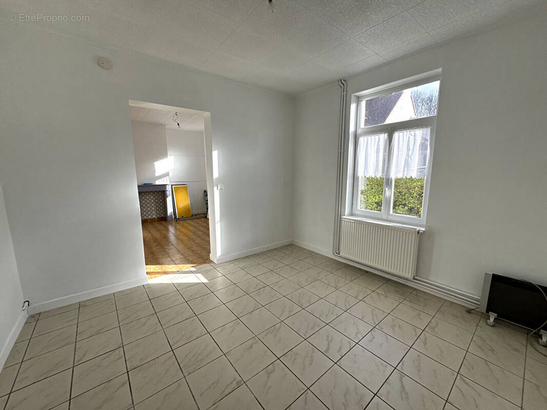 Maison à SAINT-LEONARD