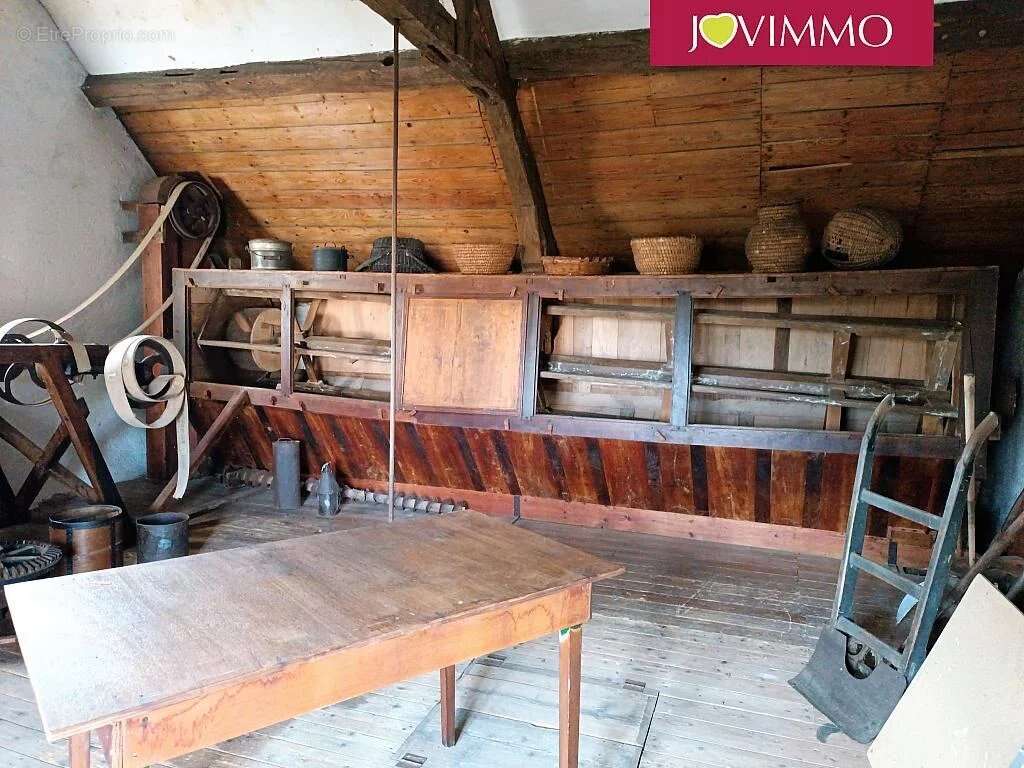 Maison à BESSAIS-LE-FROMENTAL