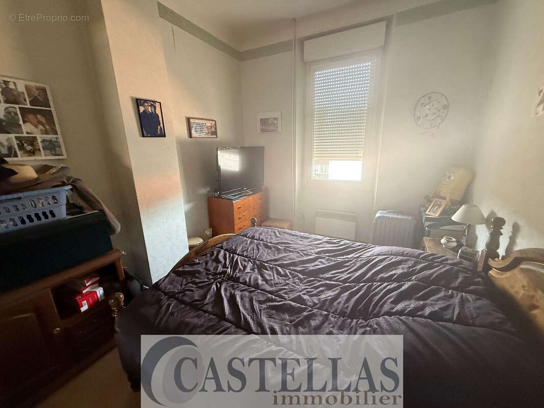 Appartement à ROQUEFORT-LA-BEDOULE