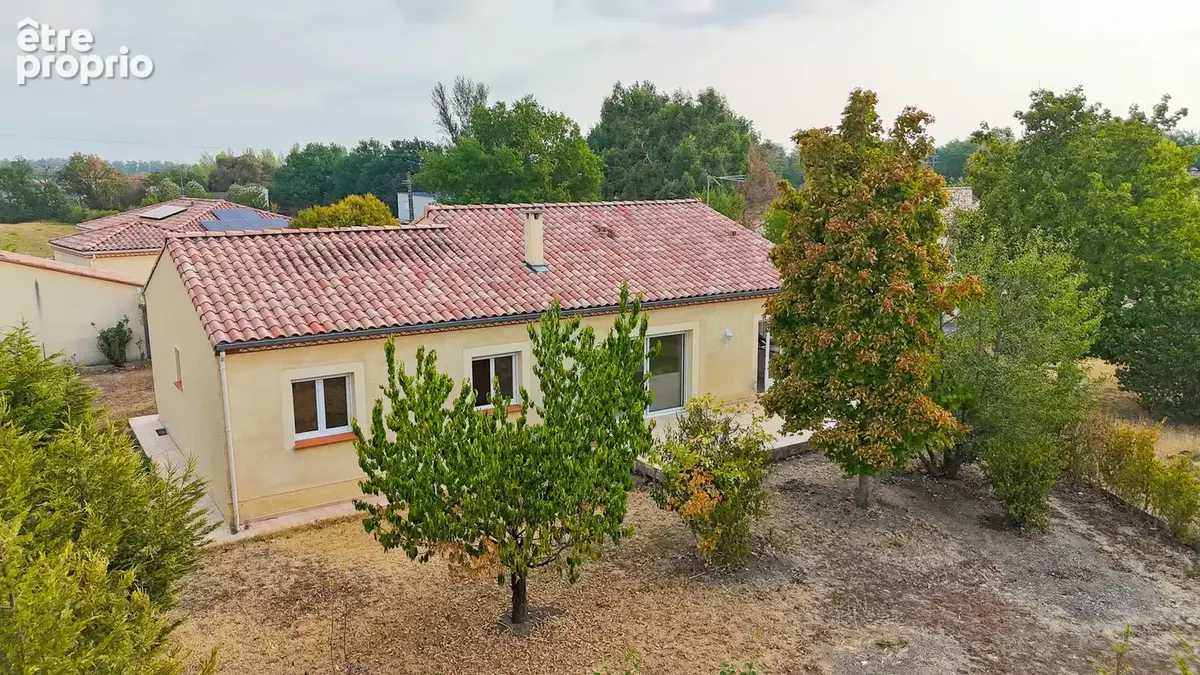Maison 5 pièces 114 m² · à Soual · 114 m² · 296 800 €