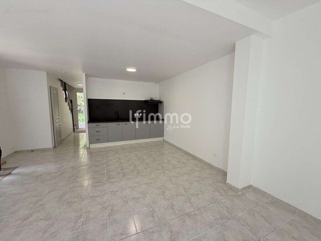Ensemble immobilier de 5 appt. T4 - photo 7