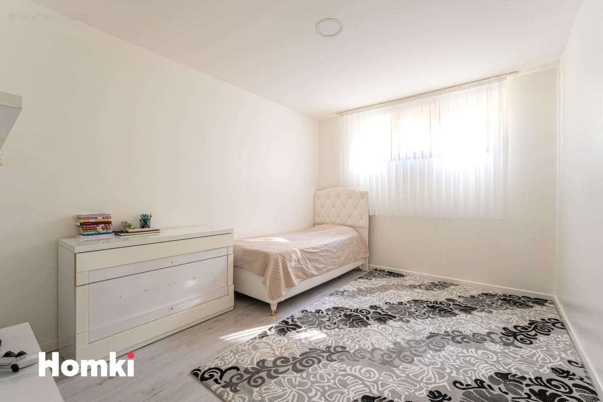 Appartement T4 de 93m² à Marseille 13013, Chemin de Château Gombert - photo 9