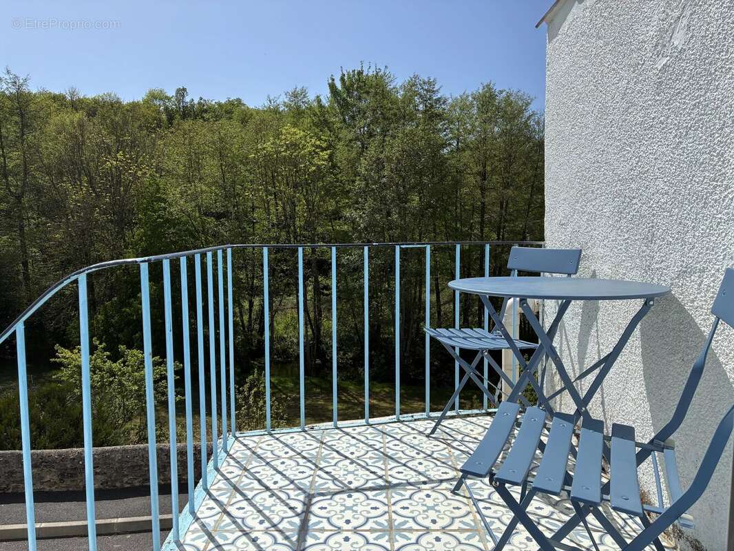 Maison à BRIGUEIL-LE-CHANTRE