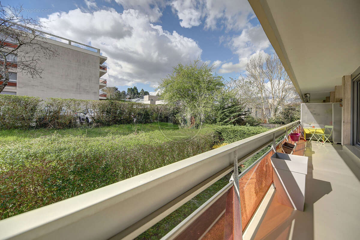 Appartement à MAREIL-MARLY