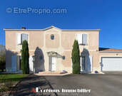 Maison à CARIGNAN-DE-BORDEAUX