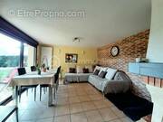 Maison à CHAILLAC-SUR-VIENNE