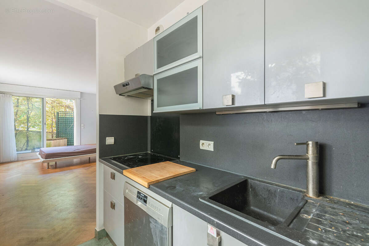 Appartement à PARIS-8E