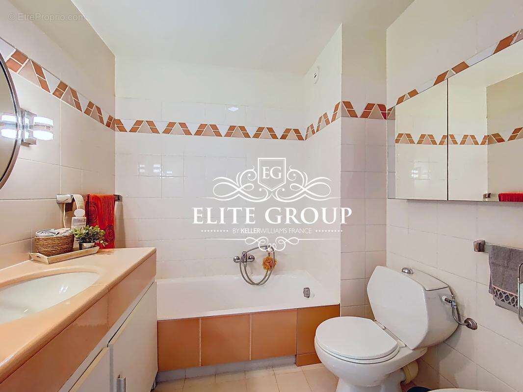 Appartement à LE CANNET