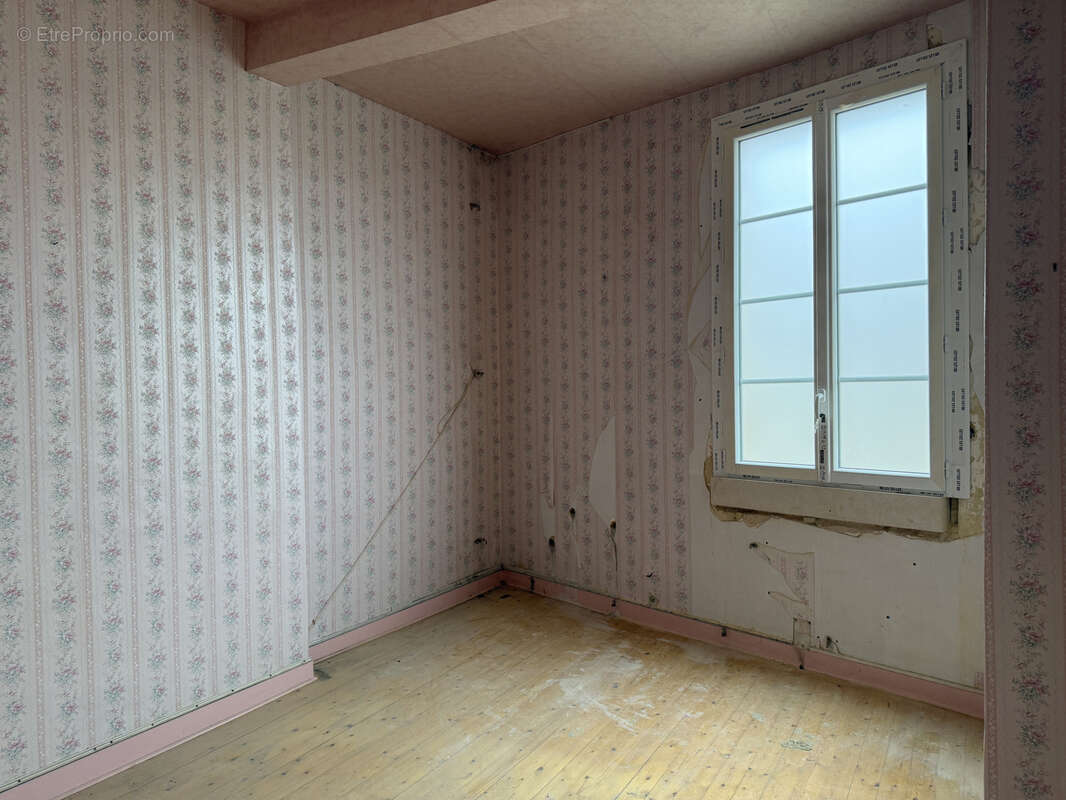 Maison à SAINT-EMILION