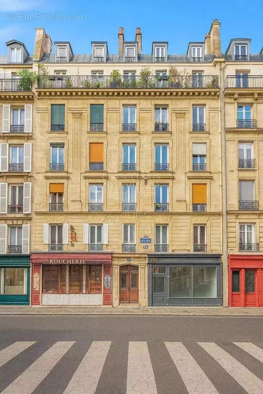 Appartement à PARIS-6E