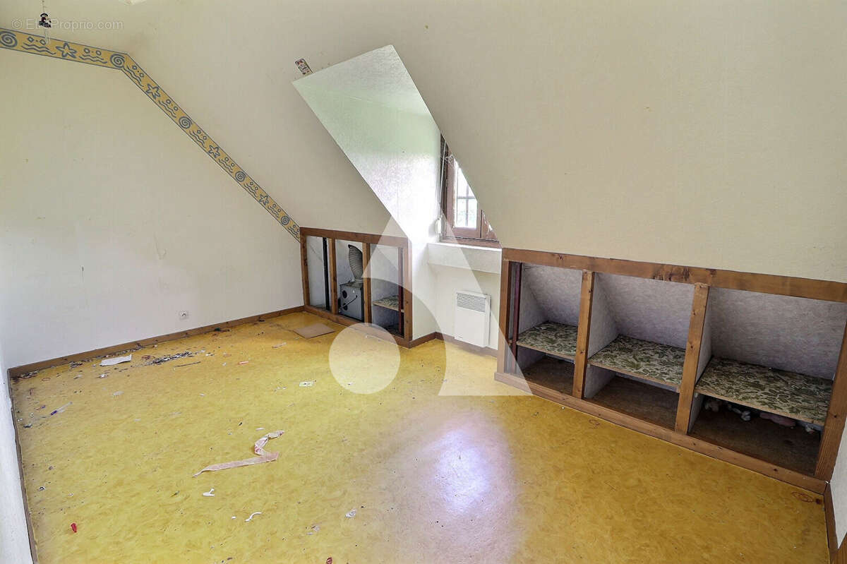 Maison à NESLES-LA-VALLEE
