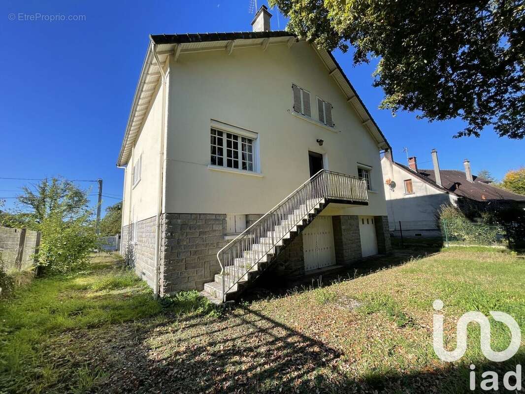 Photo 2 - Maison à PEYRAT-LE-CHATEAU