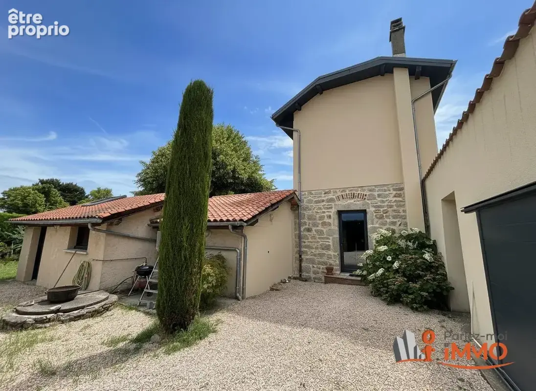 Maison 6 pièces 130 m² à vendre à Montbrison (42600) - photo 2