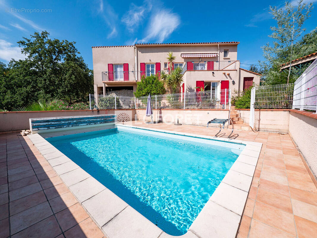 Maison à MONTESQUIEU-DES-ALBERES