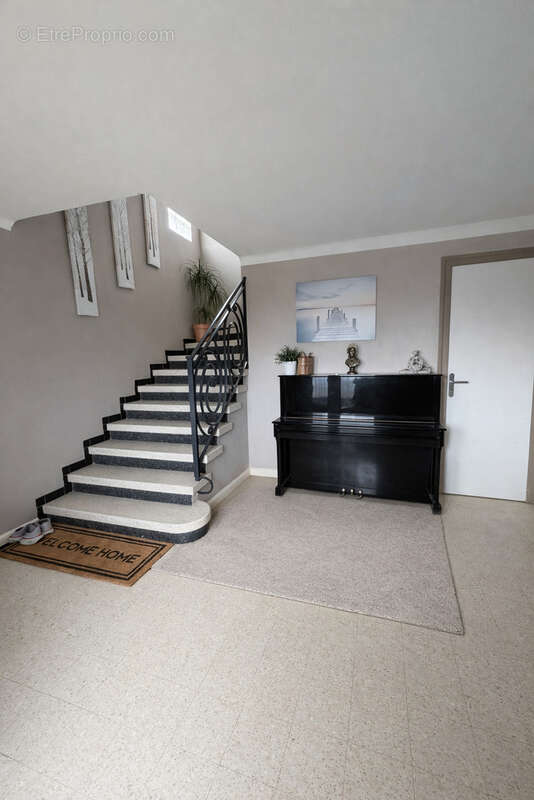 Maison à SAINT-MAURICE-L'EXIL