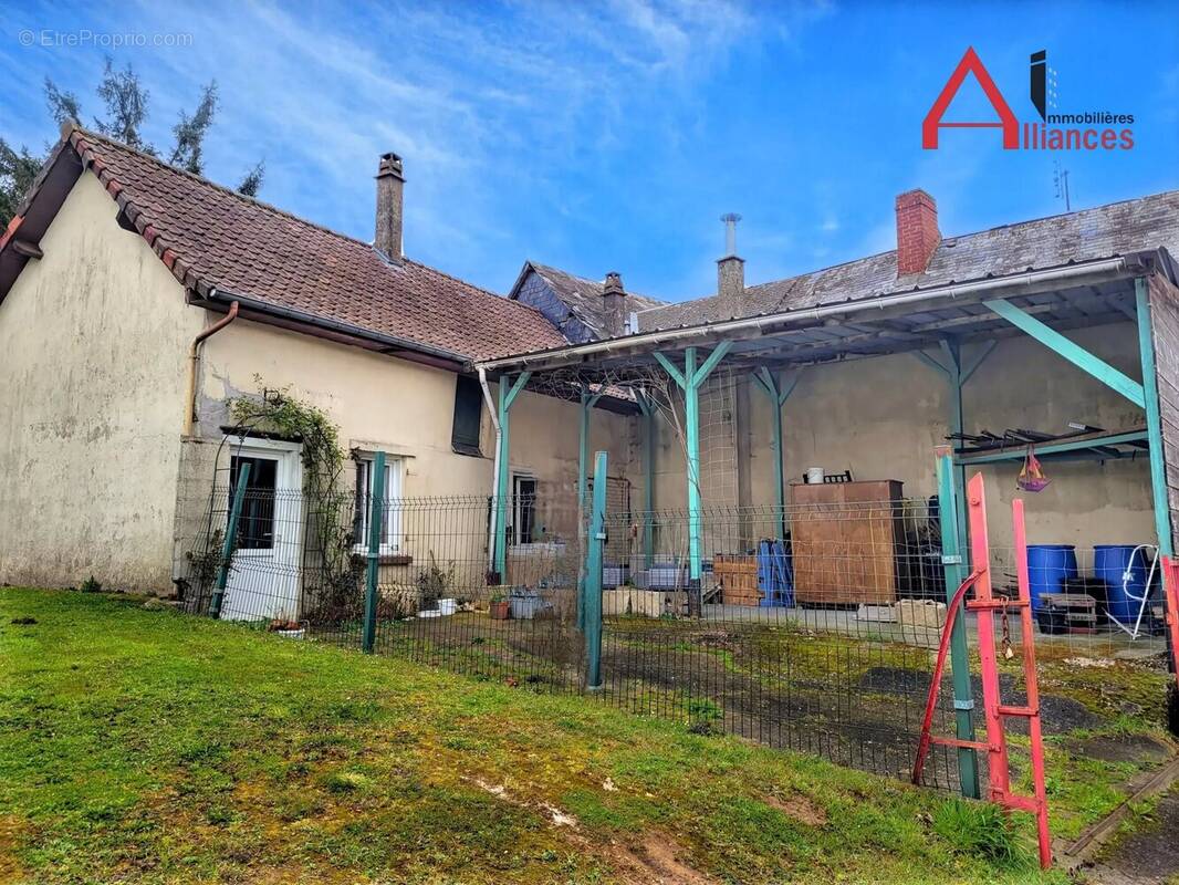 Maison à NEUVILLE-COPPEGUEULE