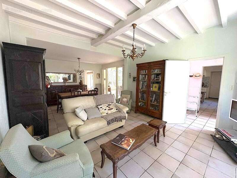 Maison à EUGENIE-LES-BAINS
