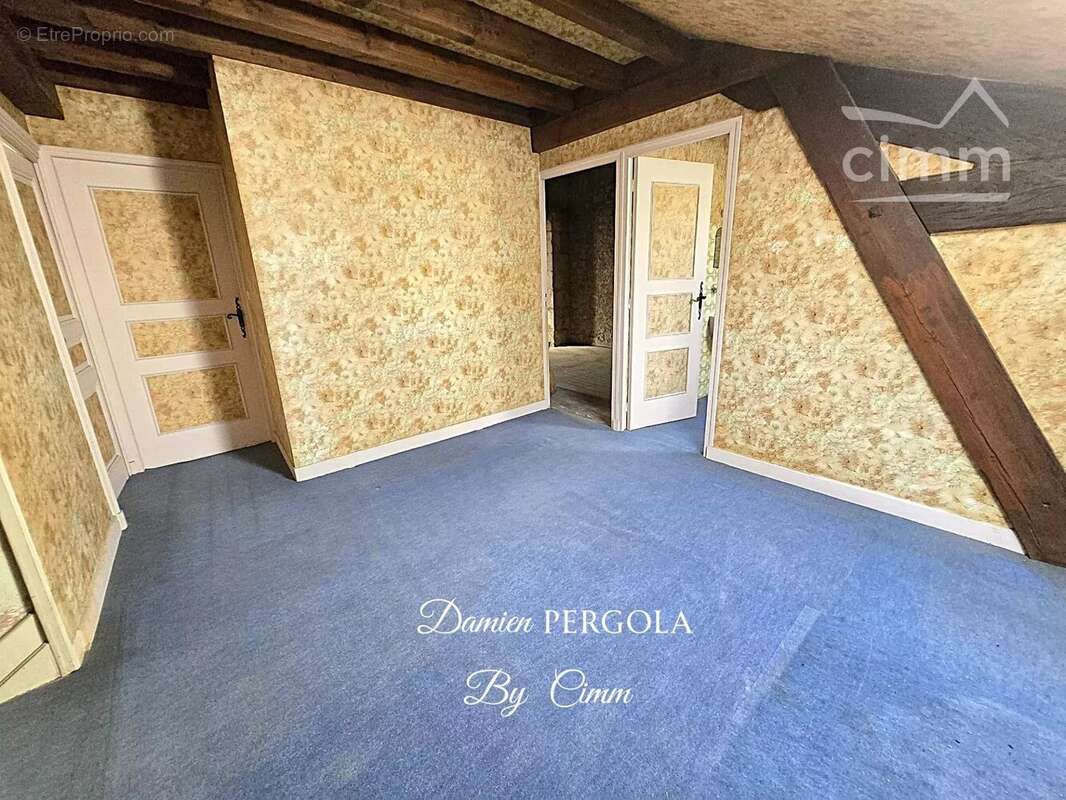 Immeuble de rapport en centre-ville de Montignac-Lascaux – Emplacement premium et fort potentiel de rentabilité - photo 18