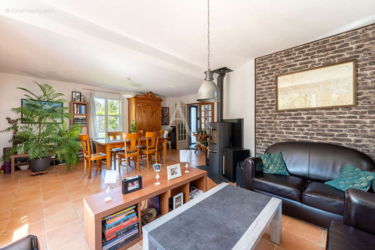 Maison à SERAINCOURT