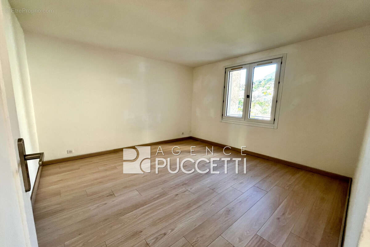 Appartement à VENCE