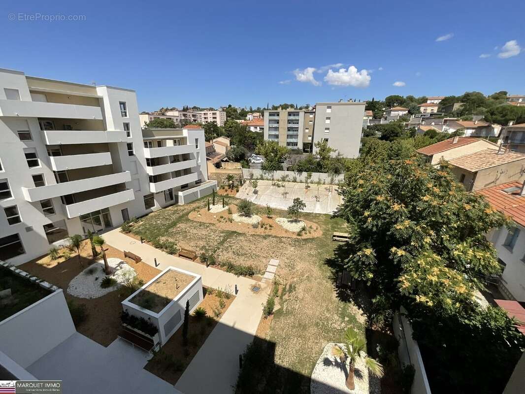 APT T4 offrant 91 m² avec terrasse 13 et 7 m² et parking au 4° étage avec ascenseur... - photo 14