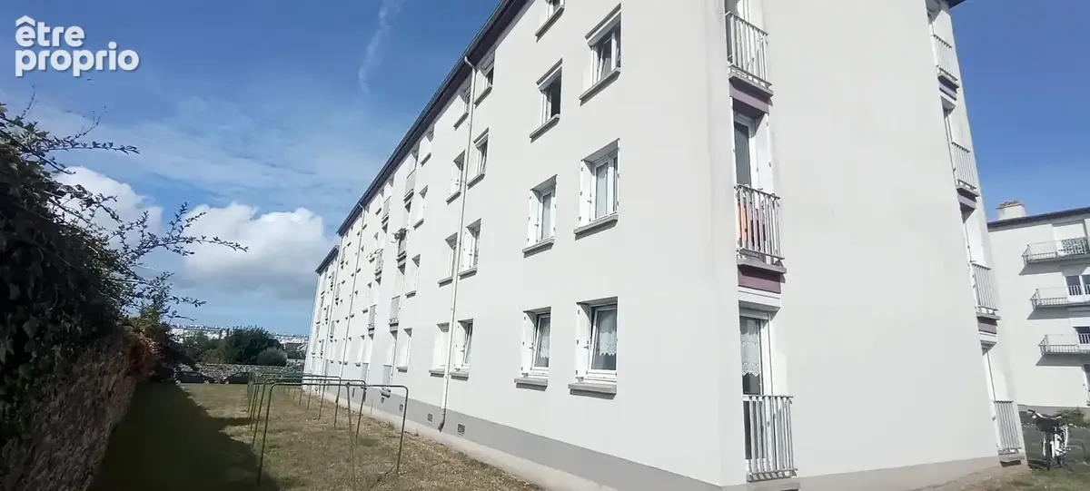 Appartement t4 a vendre brest saint-pierre - dalle beton - photo 1