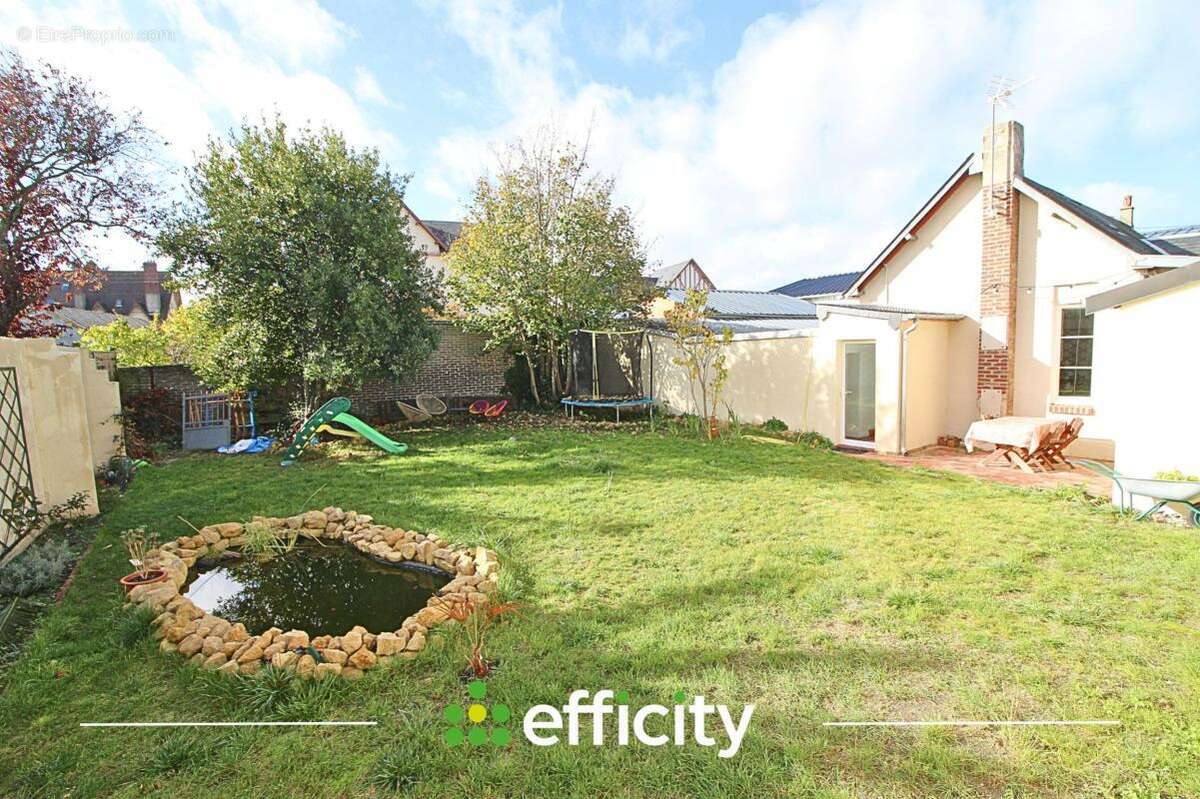 Maison à DIVES-SUR-MER