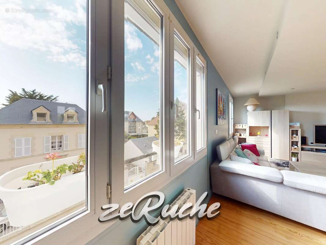 Appartement à OUISTREHAM